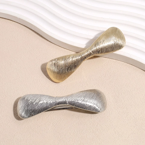 Korean Style Alloy Metal Hair Clip For Women Gold Silver Brushed Surface Geometric Bow Spring Clip Elegant Hair Accessories