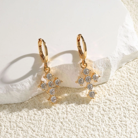 French Style Gold Plated Copper Cross Hoop Earrings For Women Sparkling Zirconia Inlaid Classic Elegant Fashion Jewelry Gift