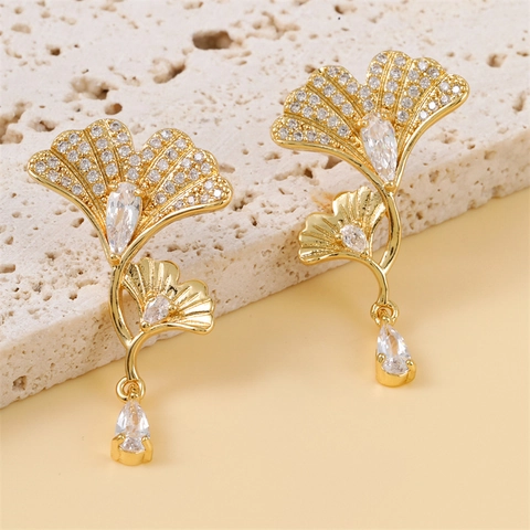French Elegant Ginkgo Leaf Drop Earrings Gold Plated Rhinestone Leaf Dangle Earrings For Women Fashion Jewelry