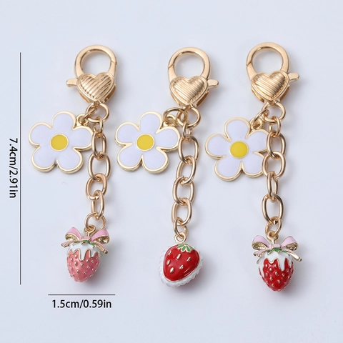 Portachiavi Creativo Fragola Fiore Bianco Dolce Lega Smalto Chiusura Cuore Ciondolo Borsa Gioielli Carini Regalo per Donne Ragazze