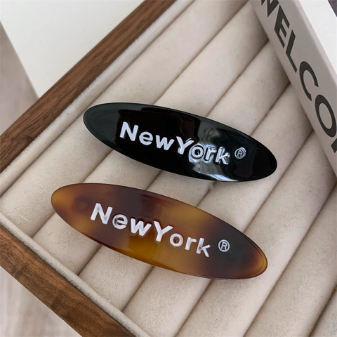 Fermaglio per Capelli a Molla Ovale Geometrico in Acetato di Cellulosa con Stampa Lettere New York Urban Tartarugato Donna Gioielli