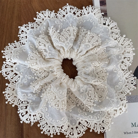 Französischer Retro Spitzenstickerei Doppellagiger Scrunchie Eleganter Off White Blumen Haargummi Für Damen Mode Haarschmuck