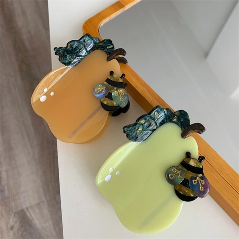 Creatieve Acetaat Fruit Peer Haarklem Met Bij En Blad Decoratie Voor Dames Handgemaakte Zoete Shark Hair Clip Accessoire