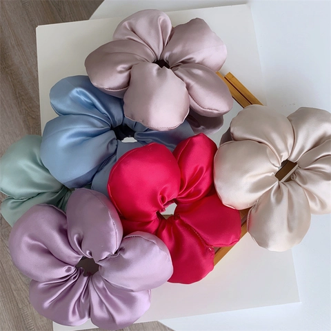 Übergroßes 3D Satin Blumen Haargummi Personalisiertes Übertriebenes Großes Haargummi Für Damen Mode Handgemachte Haarschmuck