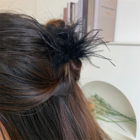 Eleganter Schwarzer Feder Haarklammer Handgefertigt Metall Greifer Retro Minimalistischer Haarschmuck Für Damen Party