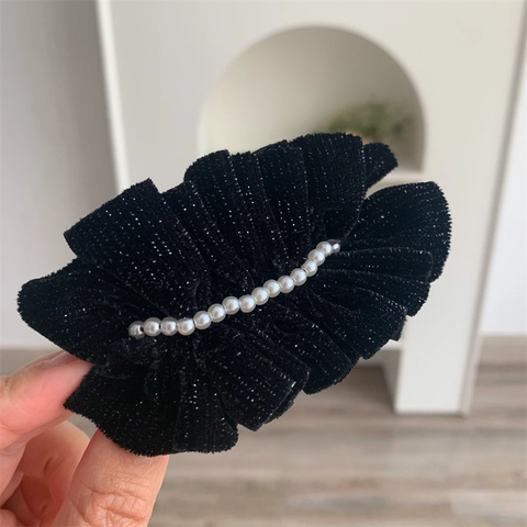 Vintage Black Velvet Pleated Hair Clip With Artificial Pearl Elegant Retro Spring Clip Hair Accessories For Women Daily