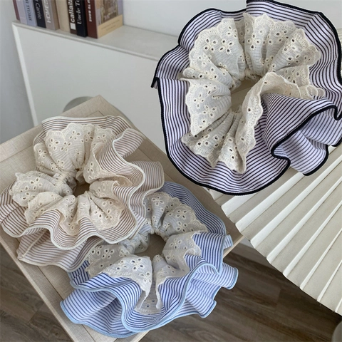 Korean Style Oversized Striped Cotton Scrunchie Elegant Lace Trim Hair Ring Vintage Pastoral Sweet Hair Accessories For Women Daily Decoration