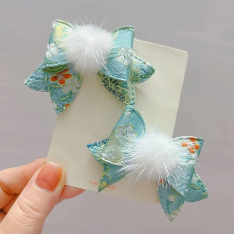 Barrettes à Cheveux Nœud Style Chinois Avec Pompon en Fausse Fourrure Filles Enfants Nouvel An Traditionnel Floral Bijoux