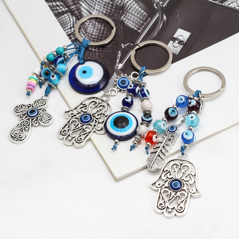Türkischer Böser Blick Schlüsselanhänger Hand der Fatima Kreuz Feder Anhänger Ethno Legierung Glasperle Nazar Amulett Schmuck