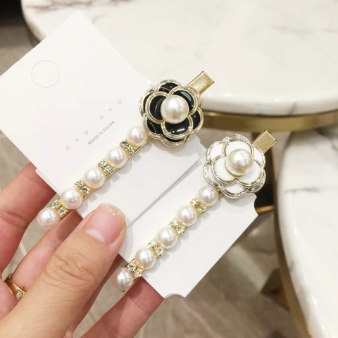 Fermaglio per Capelli Vintage a Forma di Fiore di Camelia Con Künstliche Perle Finte Strass Lega a Becco d'Anatra Gioielli Eleganti Donna