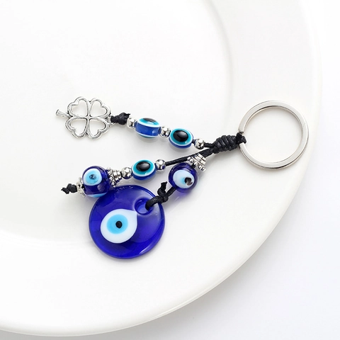 Portachiavi Malocchio Bohemienne Nazar Turco in Vetro Blu con Ciondolo Quadrifoglio in Metallo e Corda Intrecciata per Auto Borsa