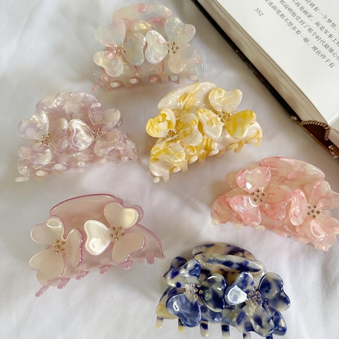 Pince à Cheveux Crabe en Acétate Floral Élégant Style Français Avec Strass Grande Épingle à Cheveux Fleur pour Femme Accessoires