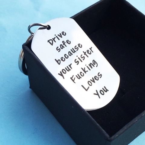 Drive Safe Stainless Steel Keychain Gift For Mom Sister Dog Tag Laser Engraved Mirror Polished Metal Key Ring Fashion Accessories
