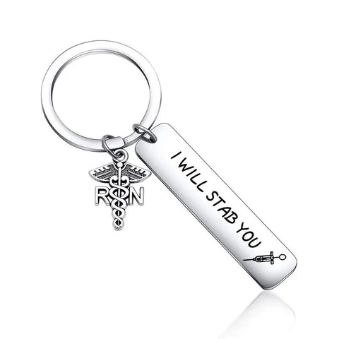 Roestvrij Stalen Verpleegster Sleutelhanger Gegraveerd I Will Stab You RN Caduceus Hanger Humoristisch Medisch Cadeau Voor Arts Valentijnsdag