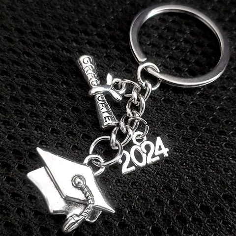 Zinc Alloy Metal Keychain Travel Theme Globe Airplane Compass Pendant Key Ring For Graduates Friends Travelers Gift