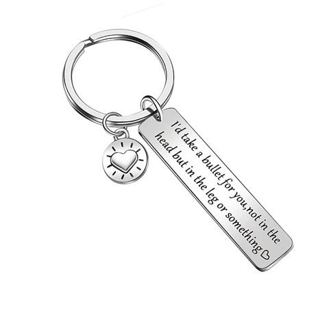 Porte-clés en Acier Inoxydable Gravé Citation Cadeau Amitié Distance Means So Little Anniversaire Couple Anneau de Clé en Métal Avec Pendentif Cœur