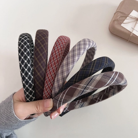 Vintage Korean Style Plaid Fabric Padded Headband For Women Elegant Handmade Plaid Pattern Hair Hoop Wide Sponge Hairband Fashion Hair Accessories