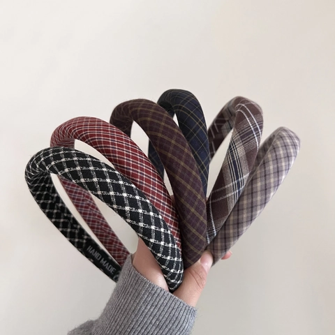 Vintage Korean Style Plaid Fabric Padded Headband For Women Elegant Handmade Plaid Pattern Hair Hoop Wide Sponge Hairband Fashion Hair Accessories