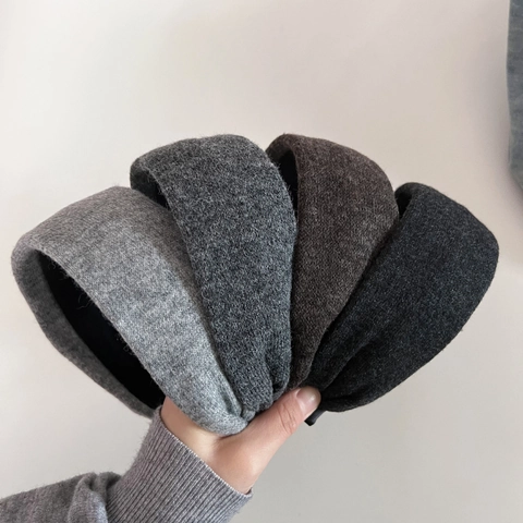 Women's Autumn Winter Knitted Yarn Wide Brim Headband Fashionable Solid Color Thickened High Top Hair Band Daily Accessories