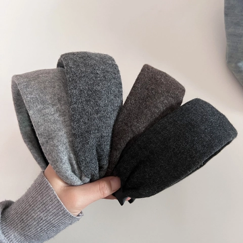 Women's Autumn Winter Knitted Yarn Wide Brim Headband Fashionable Solid Color Thickened High Top Hair Band Daily Accessories