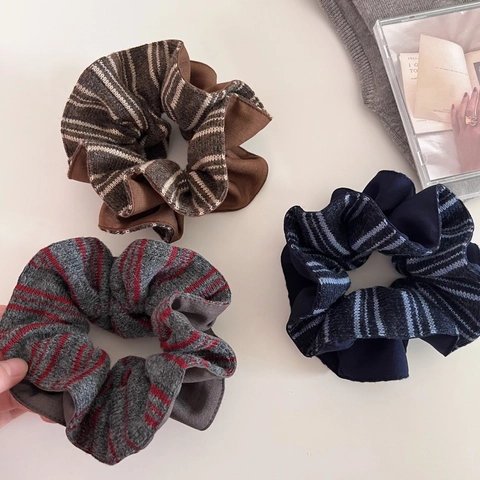 Korean Fashion Knitted Striped Patchwork Scrunchies Retro Large Hair Ties Elastic Hair Bands For Women Hair Accessories