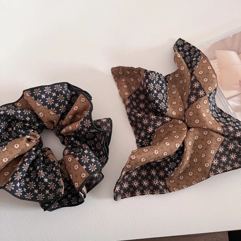 Chouchou Surdimensionné Rétro Style Français Imprimé Floral Patchwork en Tissu Élastique à Cheveux Élégant Accessoires de Coiffure
