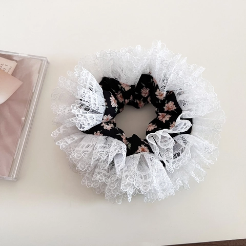 Vintage Romantic Floral Lace Scrunchie Double Layer Oversized Fabric Hair Tie For Women Elegant Ponytail Holder Fashion Hair Accessories
