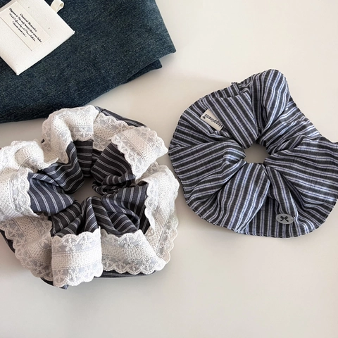 Grands Scrunchies Style Coréen pour Femmes Tissu à Rayures Dentelle Nœud Élégant Anneaux de Cheveux Décoratifs Accessoires de Cheveux