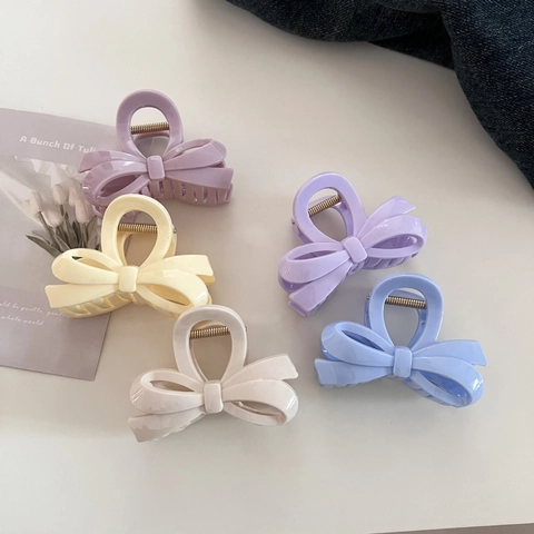 Large Hair Claw Clip Matte Plastic Bow Knot Korean Creamy Color Hair Clips For Women Girls Elegant Hair Styling Accessories