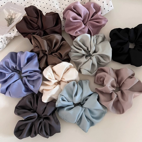 Large Satin Scrunchies Oversized Solid Color Hair Ties French Vintage Pleated Hair Bands For Women Daily Hair Accessories