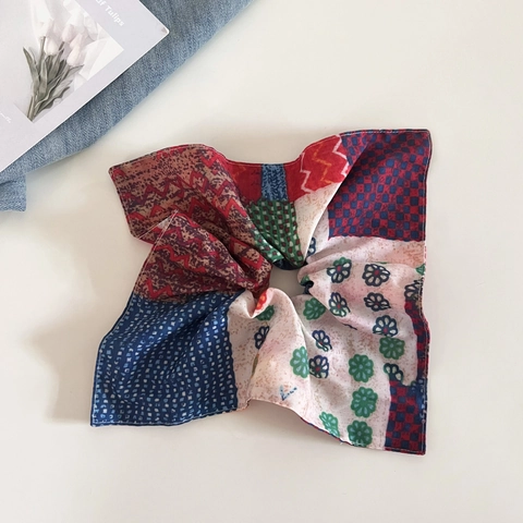Vintage Bohemian Patchwork Fabric Scrunchie Large Floral Plaid Wavy Pattern Hair Tie Handmade Hair Accessories For Women