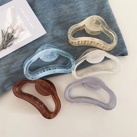 Pinza Para El Pelo Estilo Coreano Color Gelatina Diseño De Nube Para Mujer Pinza Grande Antideslizante Material De PC Accesorio Para El Cabello