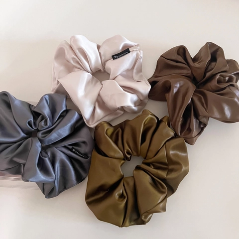 French Style Large Satin Scrunchie For Women Oversized Elegant Solid Color Elastic Hair Tie Handmade Pleated Hair Band
