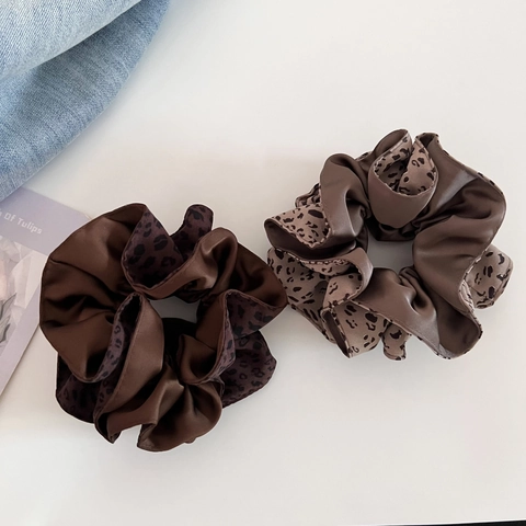 Vintage Luipaardprint Satijnen Scrunchies Voor Vrouwen Elegante Patchwork Haarelastiekjes Geplooide Oversized Haaraccessoires