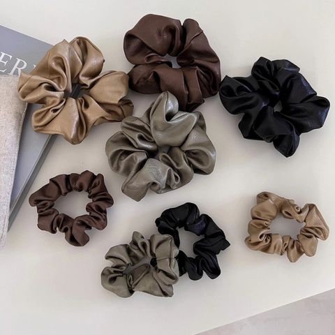 Chouchous Vintage Français en Cuir PU Satiné Texture Plissée Élastiques à Cheveux Femme Accessoires de Coiffure
