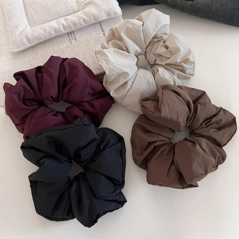 Oversized Puffy Ruched Scrunchie For Women Solid Color Autumn Winter Cloud Soft Hair Tie Fashion Minimalist Hair Accessories