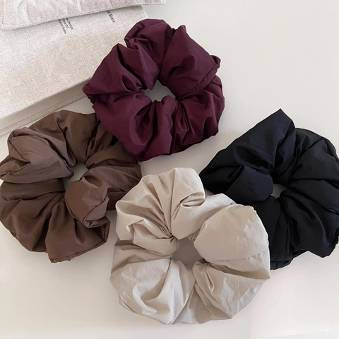 Oversized Puffy Ruched Scrunchie For Women Solid Color Autumn Winter Cloud Soft Hair Tie Fashion Minimalist Hair Accessories