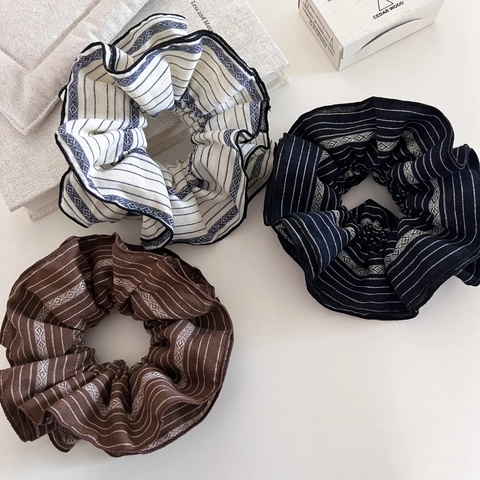 Scrunchie Grande in Tessuto a Doppio Strato a Righe Retrò per Donna Elastico per Capelli Motivo Geometrico Fatto a Mano