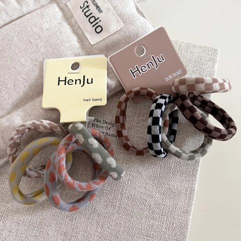 Handmade Knit Fabric Scrunchies For Women Checkered And Heart Pattern High Elastic Hair Ties Minimalist Hair Accessories