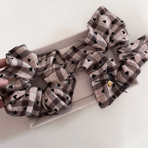 Coleteros de Tela Gingham Vintage para Mujer Lazo Colgante de Corazón de Metal Accesorios para el Cabello Plisados Dulces