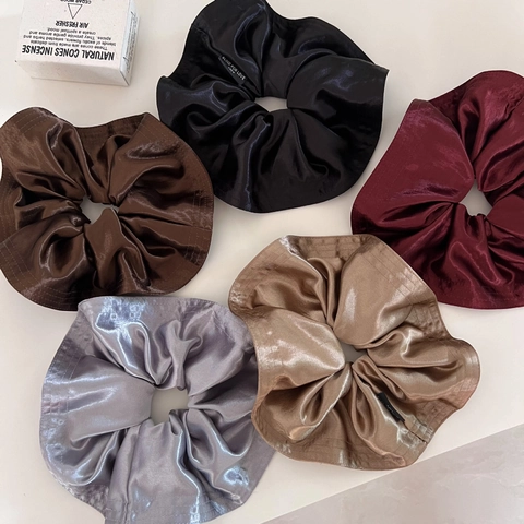 French Vintage Oversized Satin Scrunchie For Women Solid Color Elastic Hair Tie Elegant Ponytail Holder Large Hair Scrunchies