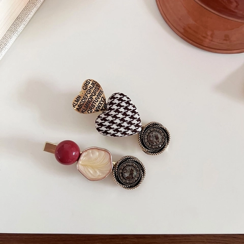 Fermagli per Capelli Vintage Francese in Lega Pied de Poule a Cuore con Lettere Donna Strass Perla Rossa Accessori Moda Capelli
