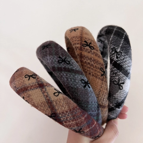 Vintage Plaid Woolen Padded Headband For Women Autumn Winter High Crown Hair Band With Bow Embroidery Fashion Hair Hoop