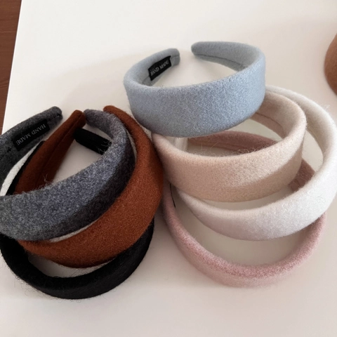 Minimalist Wide Woolen Headband For Women Solid Color Thickened Sponge Hairband Autumn Winter Fashion Handmade Hair Accessories Gift