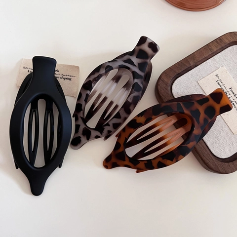 Simple Oval Hollow Hair Clip For Women Matte Black Leopard Pattern Duckbill Clip Ponytail Bun Accessory For Shower Daily