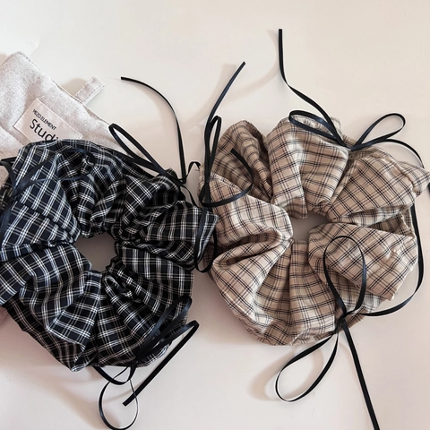 Chouchou en Tissu Style Coréen Motif à Carreaux Rétro Avec Décoration Ruban à Nœud Accessoire Cheveux pour Femme