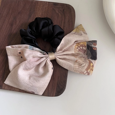 Women's Neo-Chinese Style Large Bow Scrunchie Vintage Elegant Floral Butterfly Print Satin Hair Tie Accessory