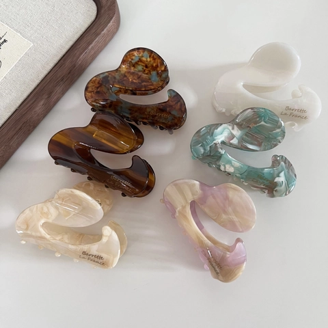 Elegant French Style Acetate Hair Claw Clip For Women Irregular Marble Tortoiseshell Pattern Non-Slip Hair Accessory
