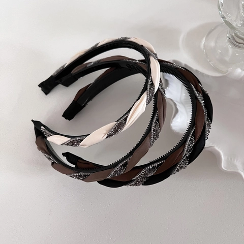French Vintage Satin Braided Rhinestone Headband Slim Twist Non-slip Teeth Hair Band Hair Hoop Jewelry For Women Daily Party
