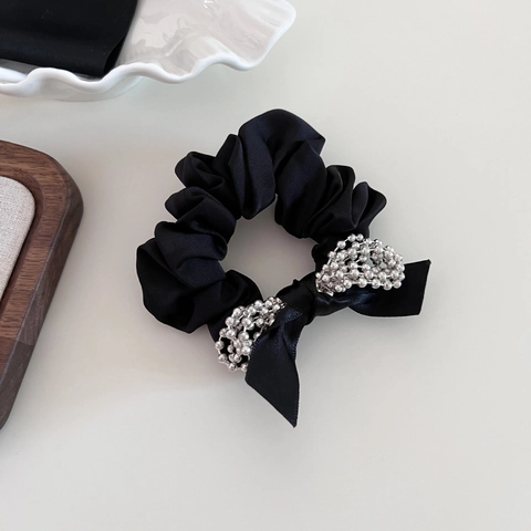 Elegante Scrunchie in Raso Nero Con Fiocco di Perline Argentate Decorazione per Donna Alta Elasticità Stile Francese Elastico per Capelli
